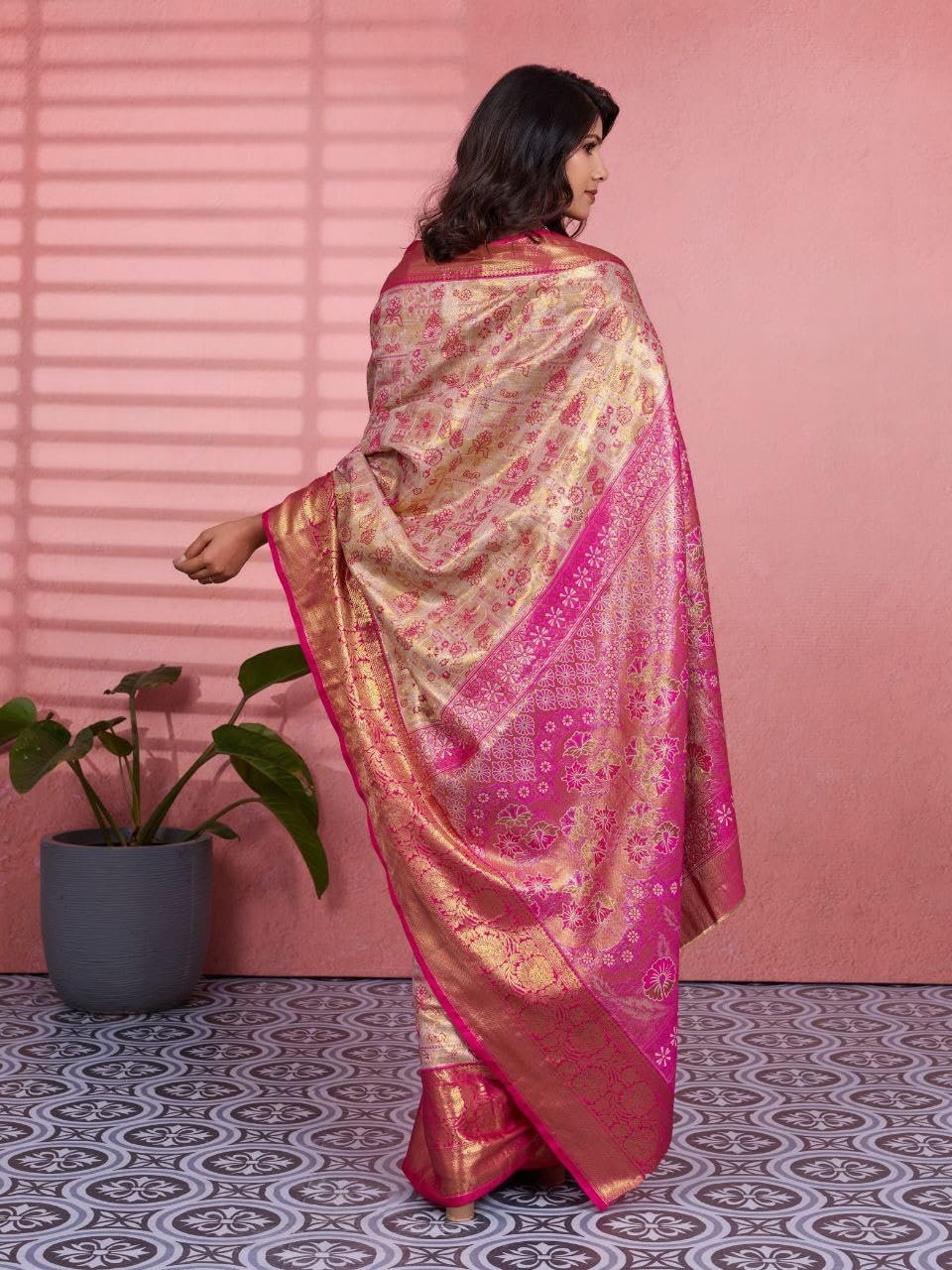 Women's Kanjivaram Pure Kanchipattu Soft Silk Original Hand Weving Klanjali Kanchivaram Silk Saree With Blouses Piecs (colour 1.4)