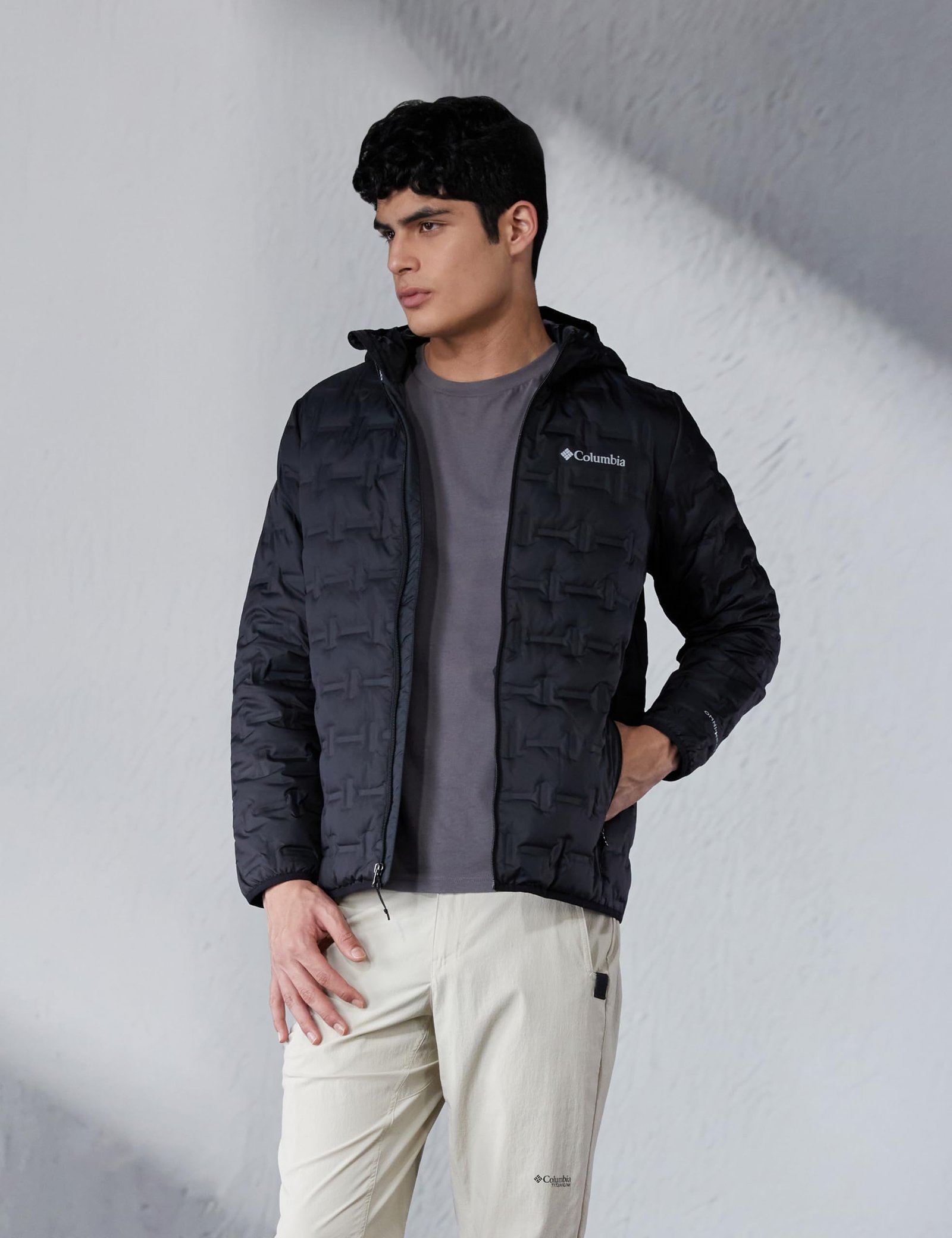 Men Black Delta Ridge II Down Slim Jacket for Hiking | Trekking